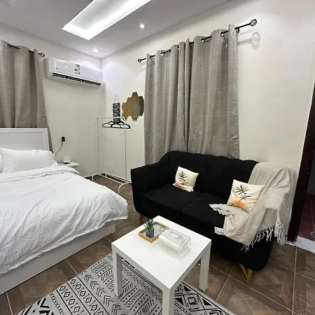 استديو بدخول ذاتي وجلسة خارجية Apartment Riyadh Exterior photo
